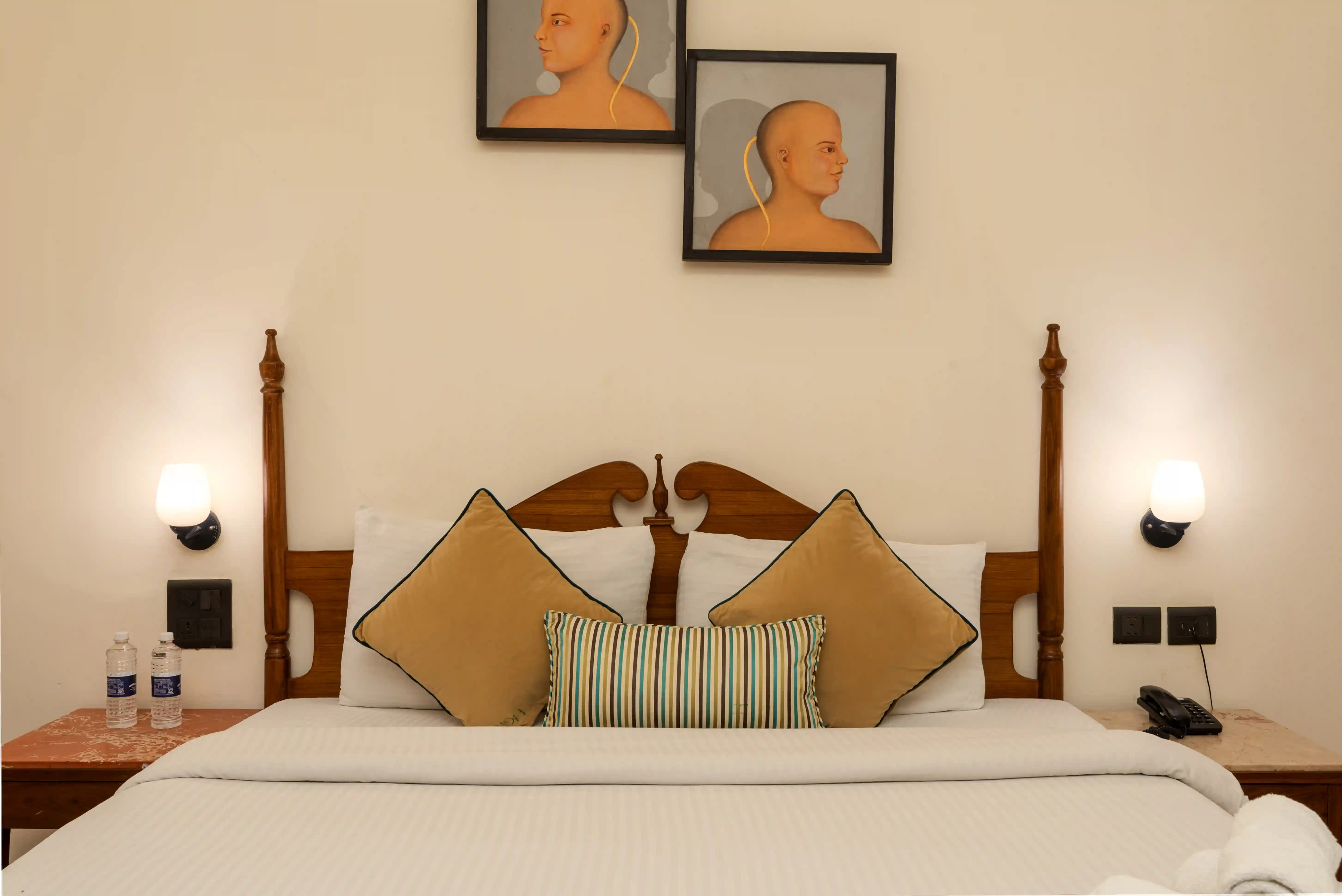 Deluxe Rooms