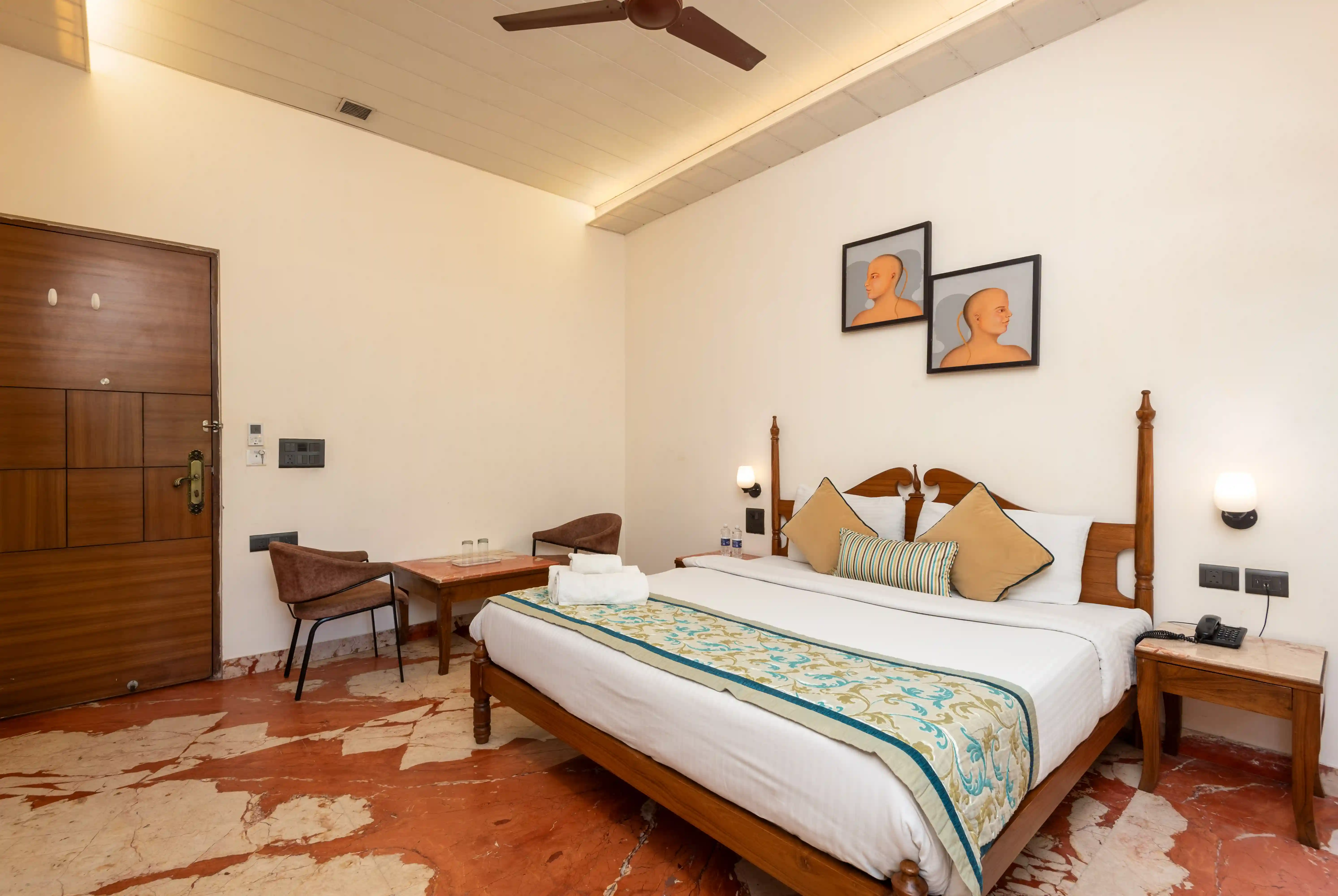 Deluxe Rooms