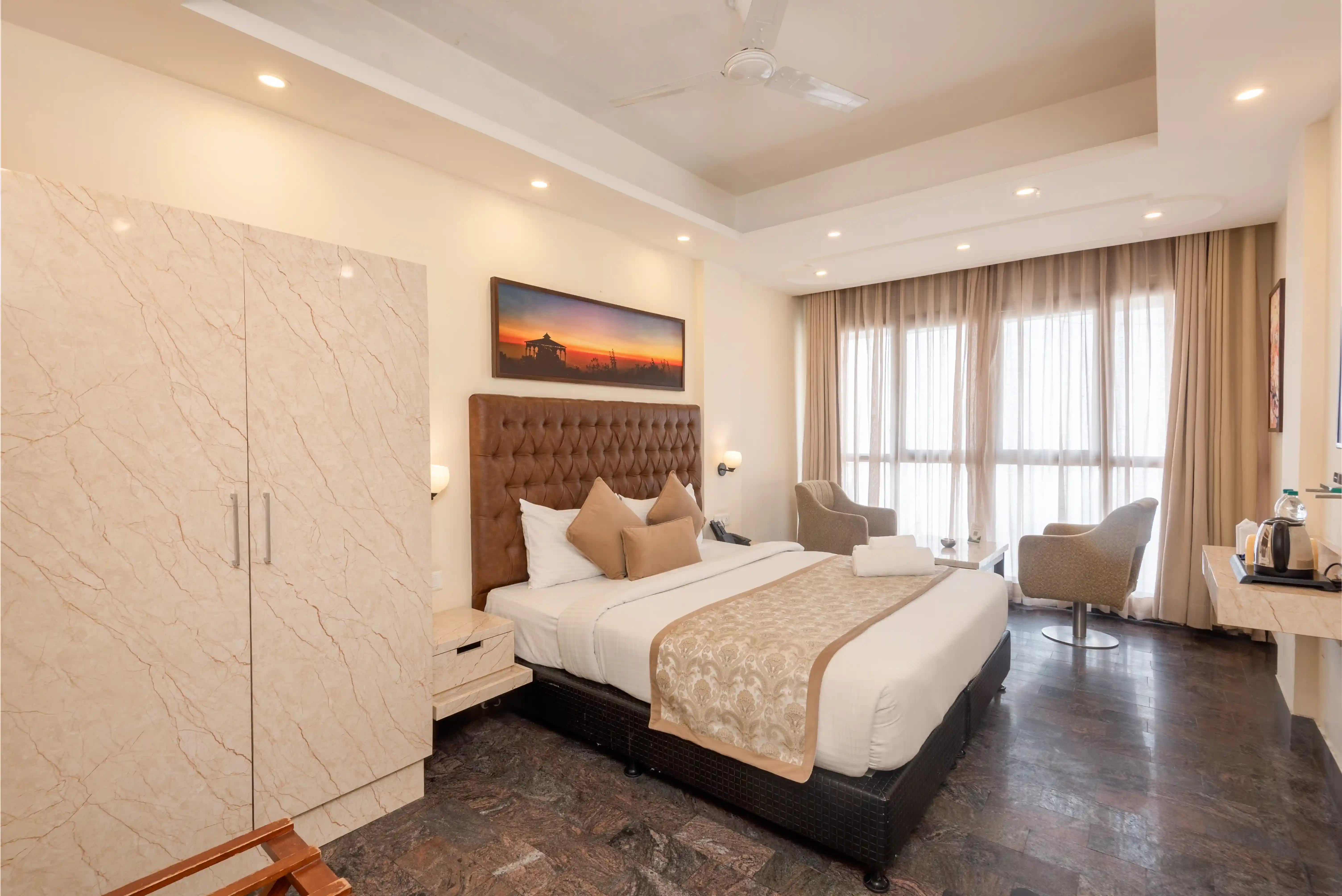Deluxe Valley Rooms