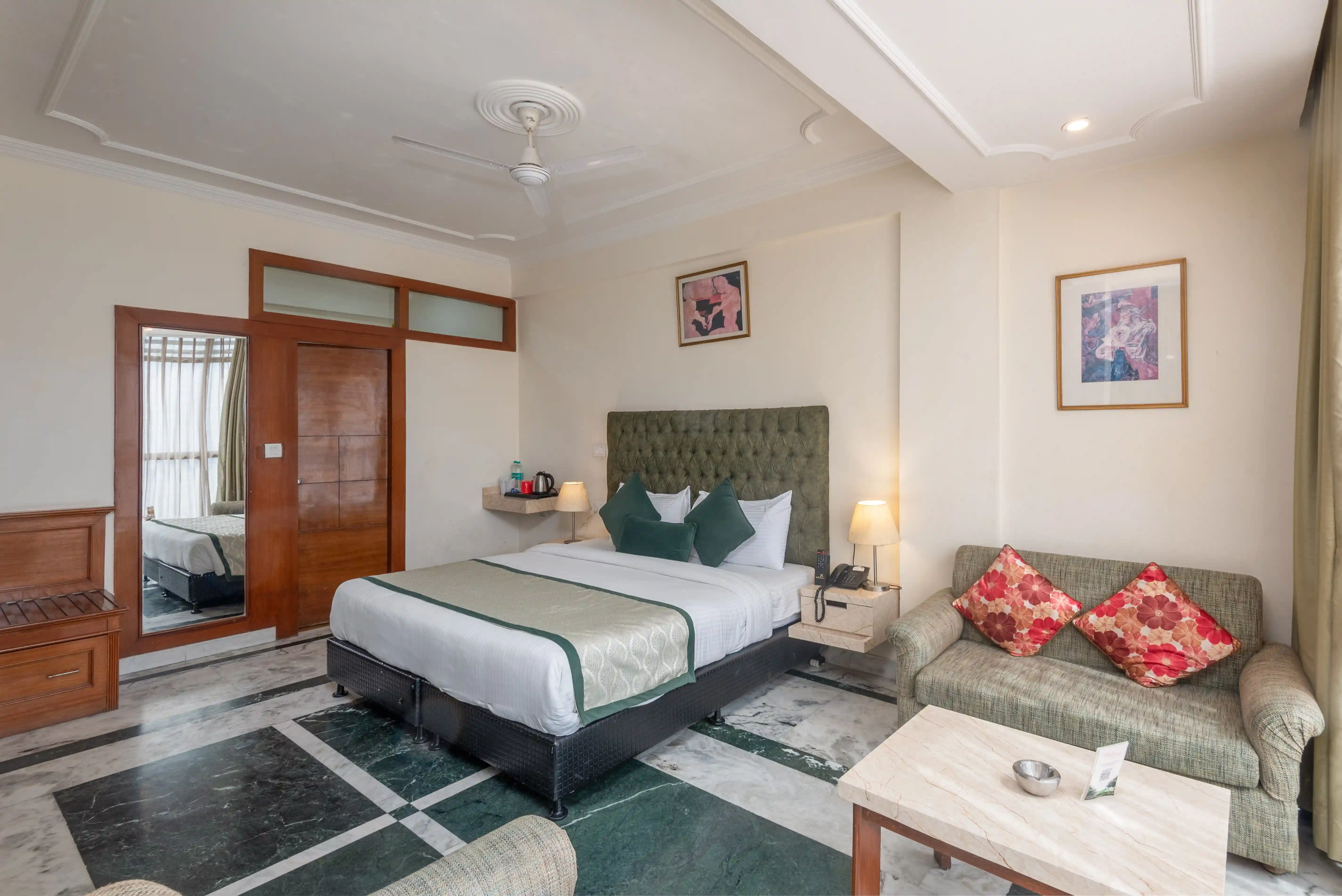 Executive Valley Room