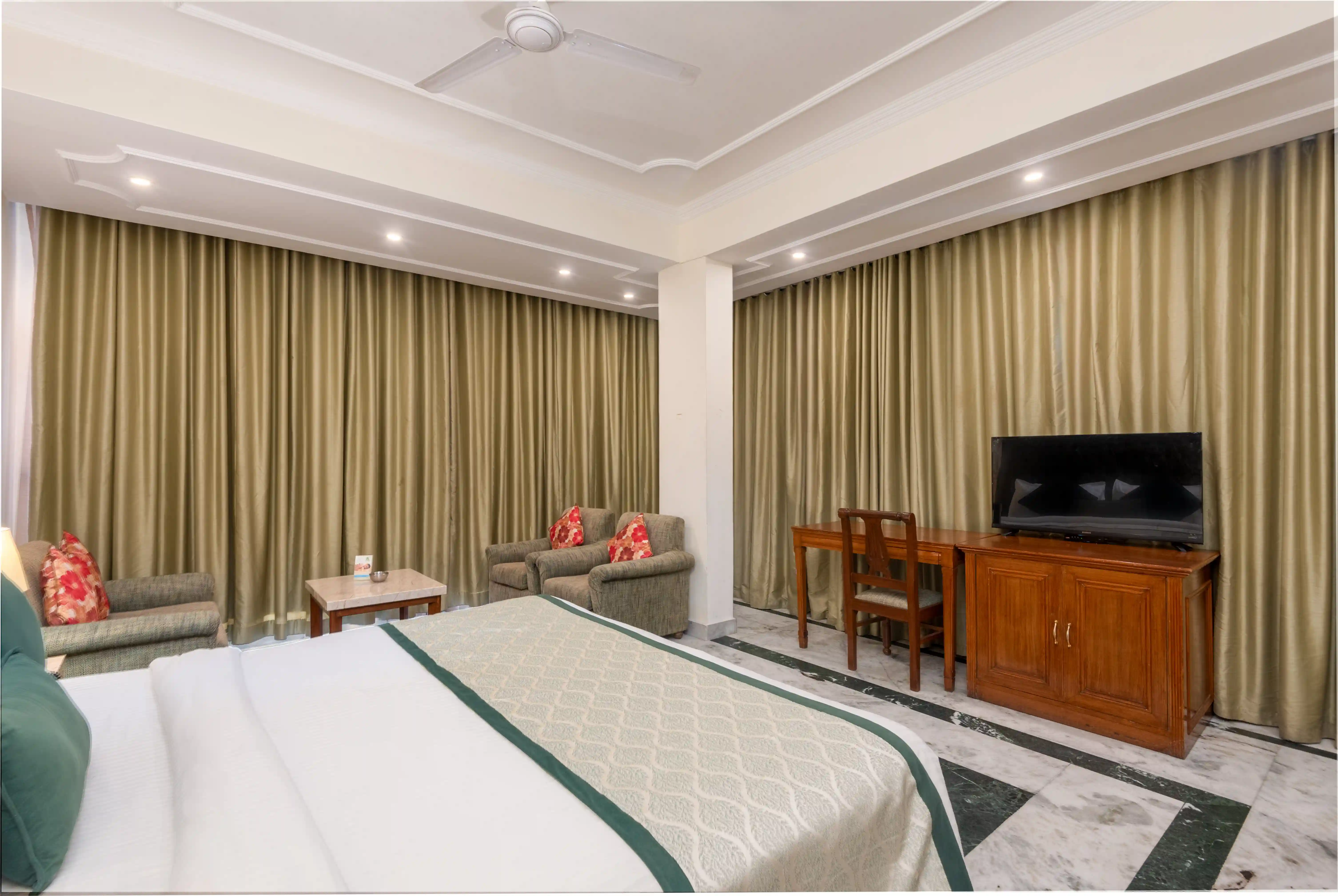 Executive Valley Room
