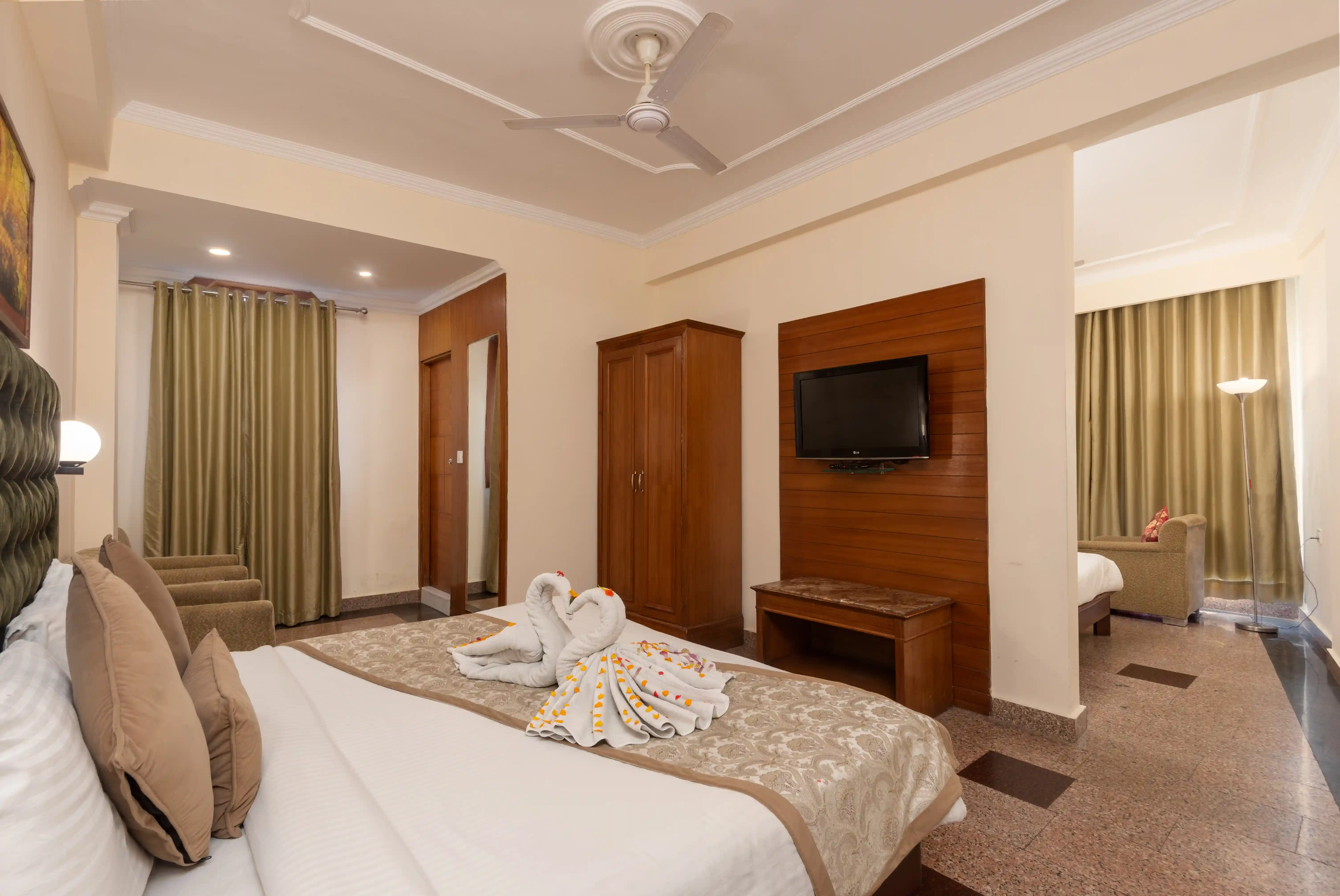 Family Valley Rooms